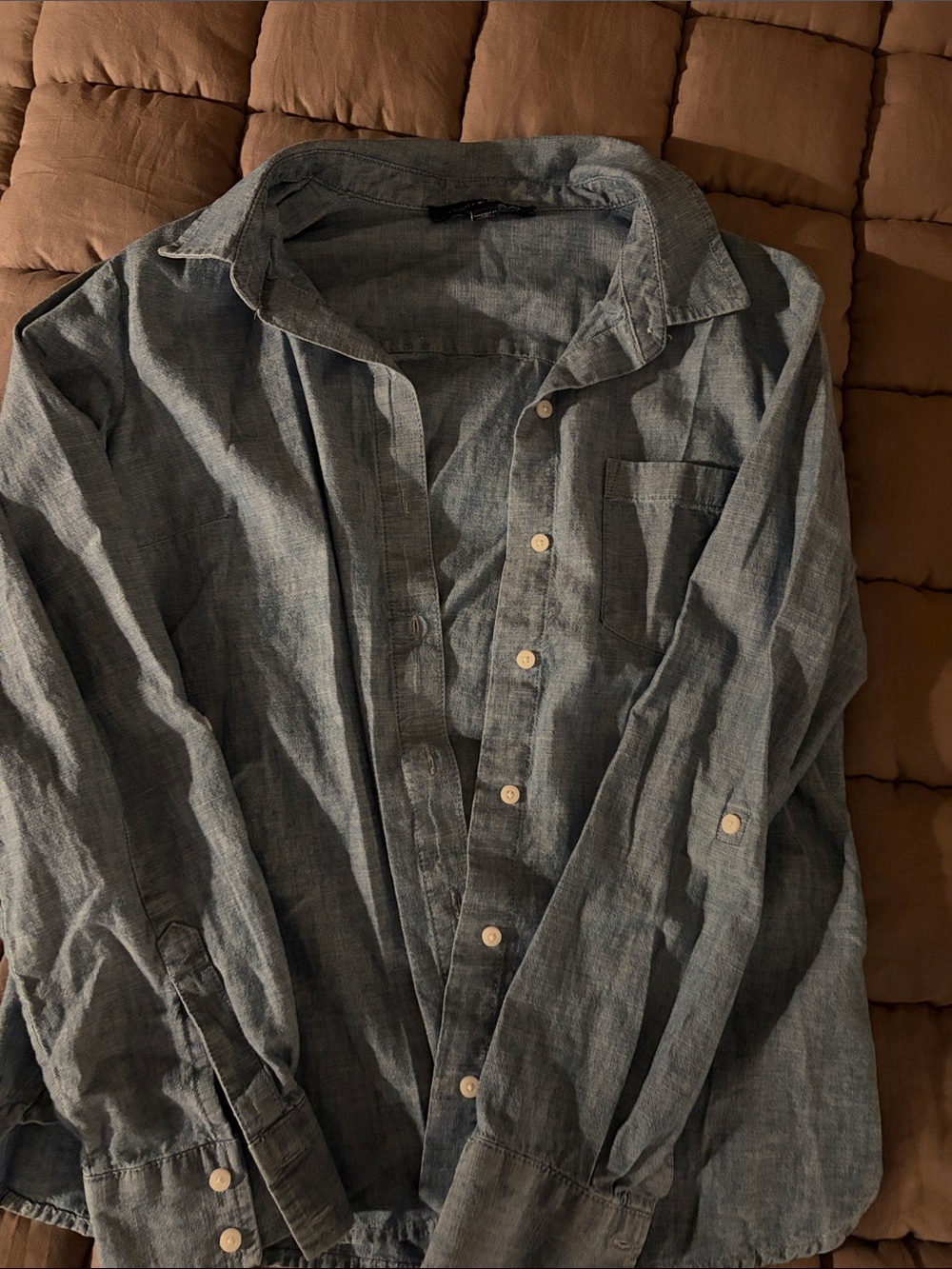 Lucky Brand Women's Light jean Button-Down Shirt